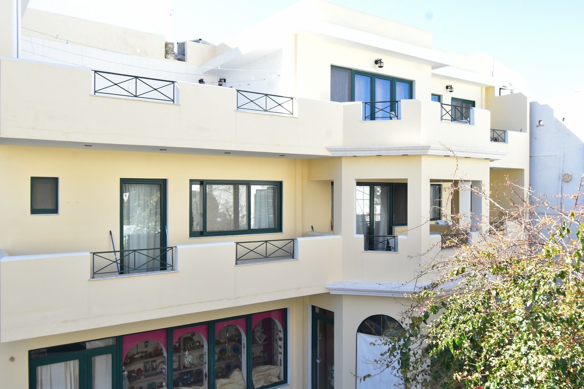 Mike'S Studios Karpathos Town  Exterior photo